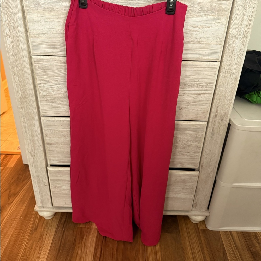 Size Large Wide Leg Pants